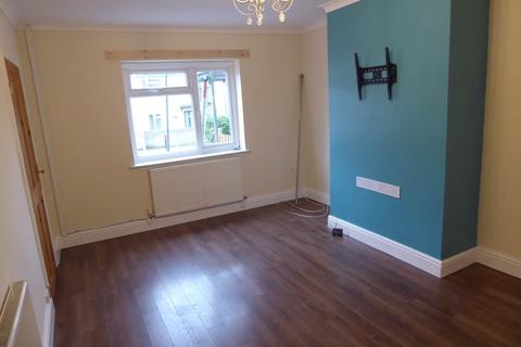 3 bedroom semi-detached house to rent, Pentrefelin St, Carmarthen,