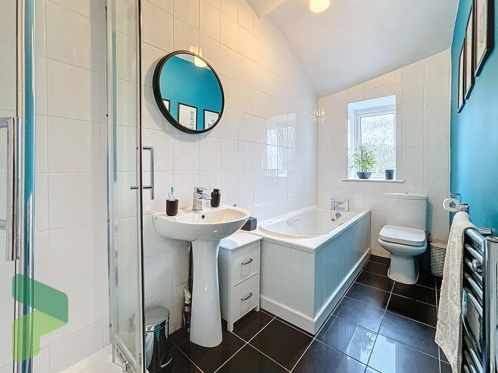 Four piece bathroom