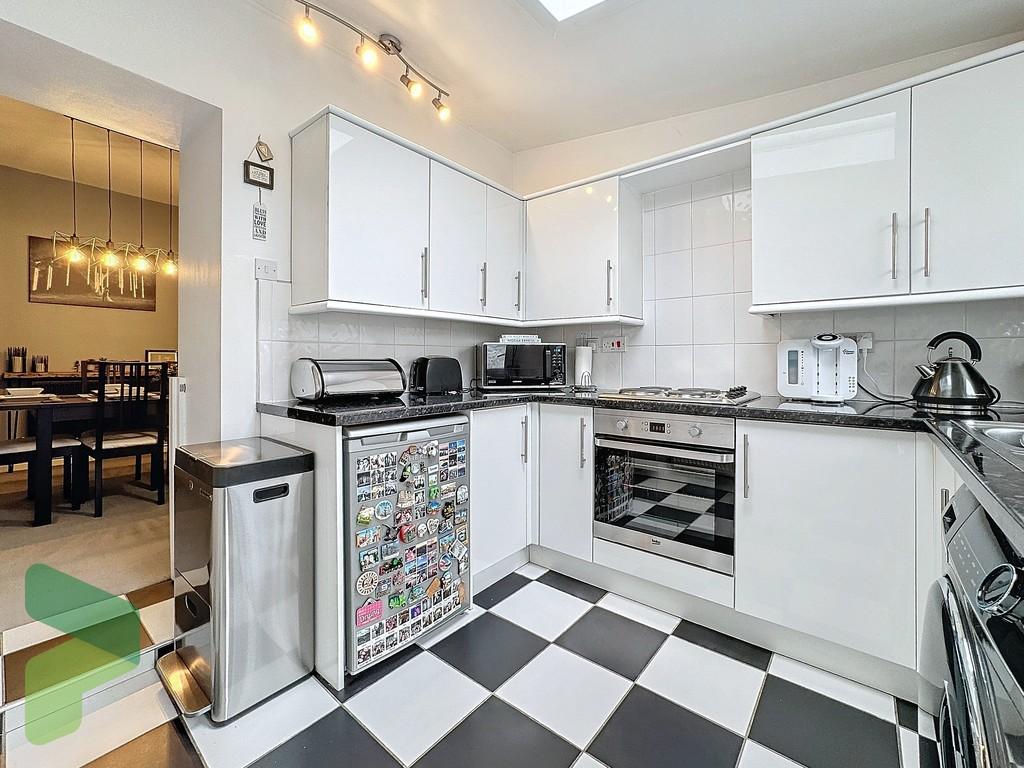Fitted Kitchen