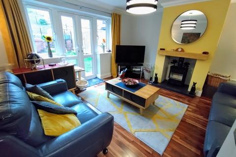 1 The Lovatts, Kidsgrove, Stoke-on-trent, ST7 4FH