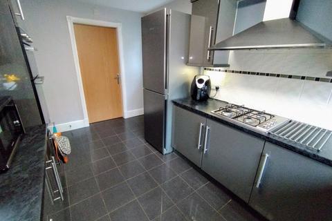 1 The Lovatts, Kidsgrove, Stoke-on-trent, ST7 4FH