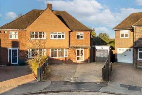 3 bedroom semi-detached house for sale, Manor Drive, Aylesbury HP20