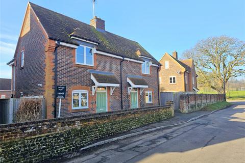 Gilbert Hannam Close, West Sussex GU29