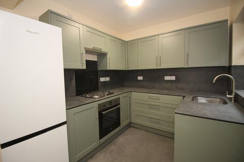 4 bedroom terraced house to rent, Manor Road, Bath