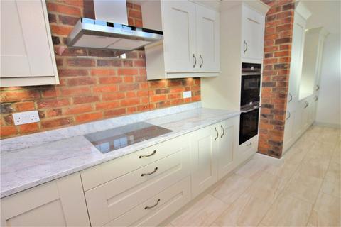 2 bedroom house to rent, East Flexford Lane, Wanborough, Guildford, Surrey, GU3