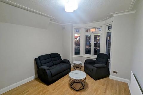 1 bedroom ground floor maisonette to rent, Colindale Avenue, London, Greater London, NW9 5DR