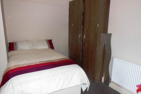 1 bedroom flat to rent, Trinity Street, Huddersfield HD1