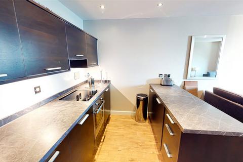 2 bedroom apartment to rent, Icon Building, Manchester M4