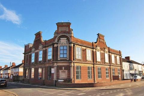 2 bedroom apartment to rent, Grimsby Road, Cleethorpes DN35