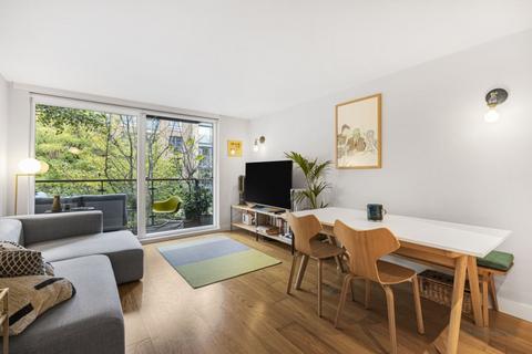 1 bedroom flat for sale, Orsman Road, Islington N1