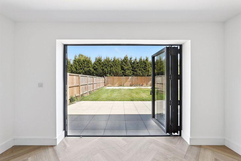 Photo 38