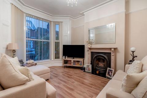 4 bedroom semi-detached house for sale, Banks Street, Willenhall