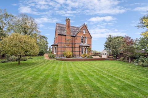 6 bedroom character property for sale, Tebworth, Bedfordshire