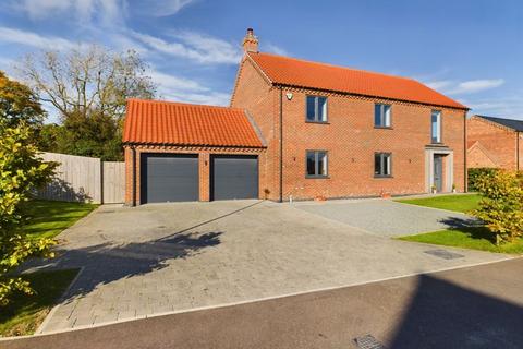 4 bedroom detached house for sale, Billy English Way, Horncastle