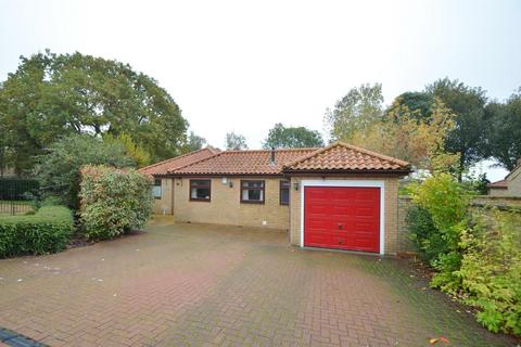 3 bedroom detached bungalow for sale, Sutton Park, Sutton CB6