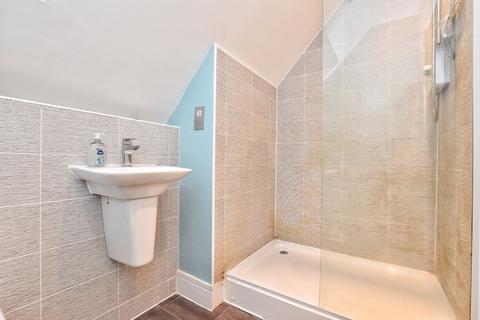 17 Lockside, Littleborough, OL15 0HX