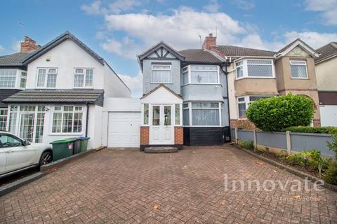 3 bedroom semi-detached house for sale, Oak Road, Oldbury B68