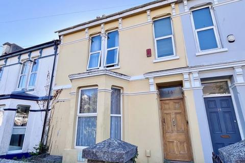 5 bedroom terraced house for sale, Lisson Grove, Plymouth. Spacious Property in Mutley.