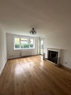 3 bedroom apartment to rent, BULOW COURT, PEARSCROFT ROAD, PARSONS GREEN