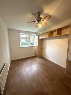 3 bedroom apartment to rent, BULOW COURT, PEARSCROFT ROAD, PARSONS GREEN