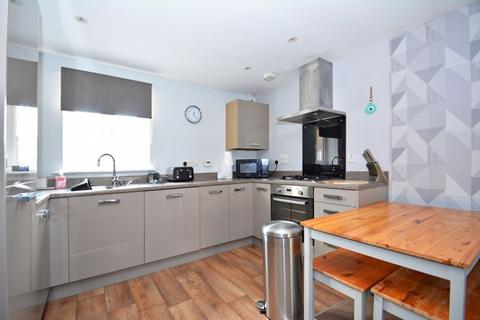 2 bedroom apartment for sale, Laurel Road, Minster