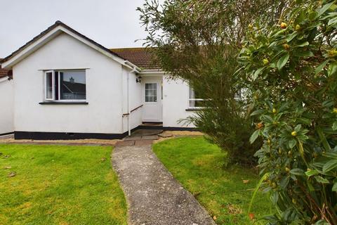 4 bedroom bungalow for sale, Barripper, Camborne - Extended detached bungalow, chain free sale