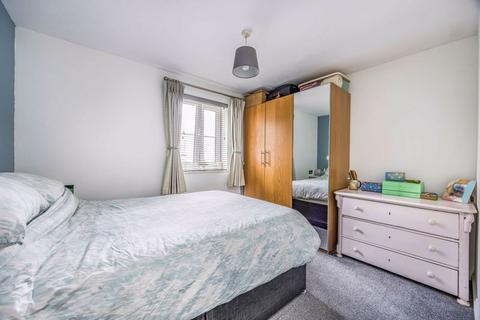 2 bedroom ground floor flat for sale, Kings Mews, Southsea