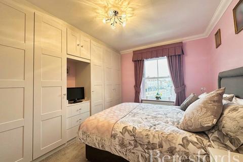 1 bedroom apartment for sale, Hornchurch Road, Hornchurch, RM12