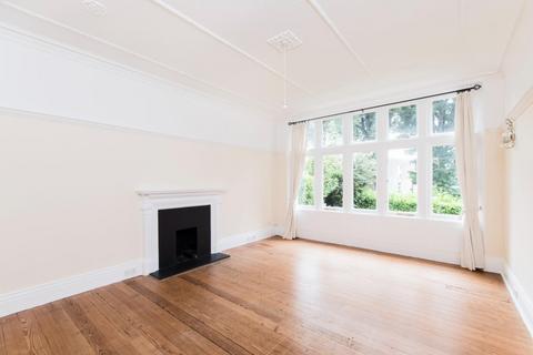 1 bedroom apartment to rent, Lansdown Grove, Bath BA1