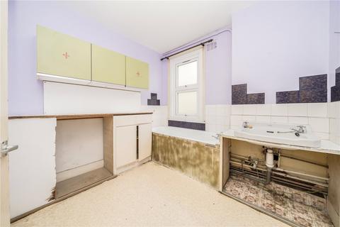 2 bedroom apartment for sale, Harvist Road, London NW6