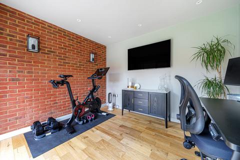 11 Bingham Road, Winchester, SO22 6GB