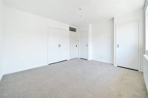 2 bedroom flat for sale, Firmstone Road, Winchester, Hampshire, SO23