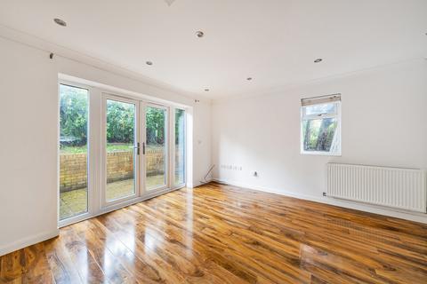 81a Fox Lane, Winchester, SO22 4EA