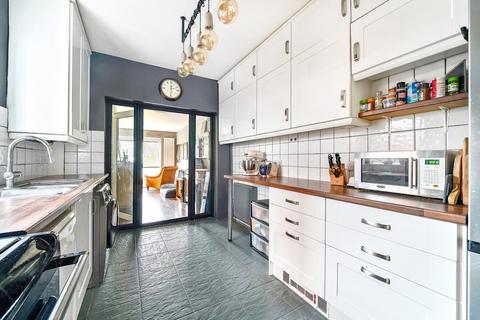 33 Monks Road, Hyde, Winchester, SO23 7EQ