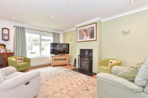 2 bedroom semi-detached bungalow for sale, Clovelly Avenue, Felpham, Bognor Regis, West Sussex