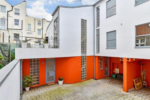 4 bedroom semi-detached house for sale, Bedford Place, Brighton, East Sussex