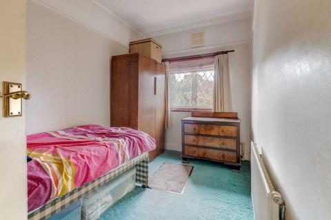 5 Burman Road, Shirley, Solihull, B90 2BE