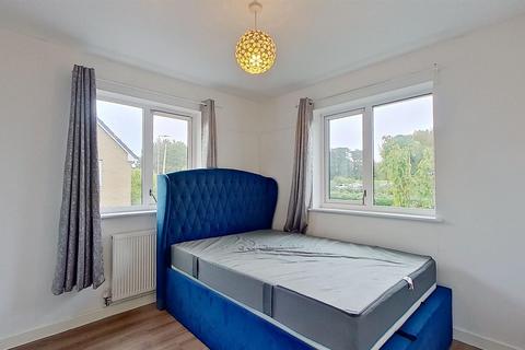 1 Bunkers Crescent, Bletchley, Milton Keynes, MK3 6FP