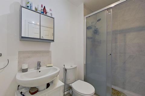 1 Bunkers Crescent, Bletchley, Milton Keynes, MK3 6FP