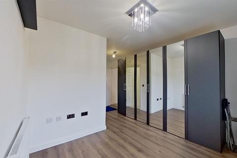 1 Bunkers Crescent, Bletchley, Milton Keynes, MK3 6FP
