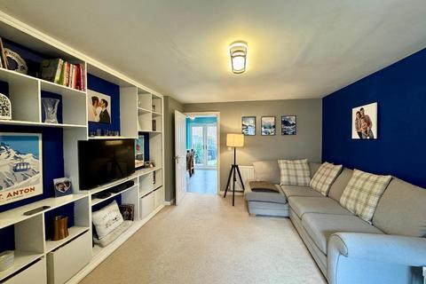 3 bedroom semi-detached house for sale, Greenkeepers Road, Great Denham, Bedfordshire, MK40 4GJ