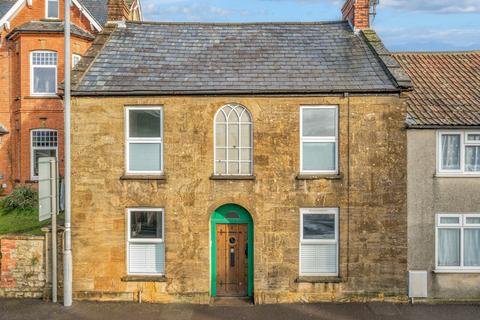 3 bedroom end of terrace house for sale, Station Road, Ilminster, Somerset, TA19