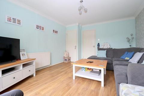 2 bedroom terraced house to rent, Chalkdown, Bushmead, Luton, LU2 7FH