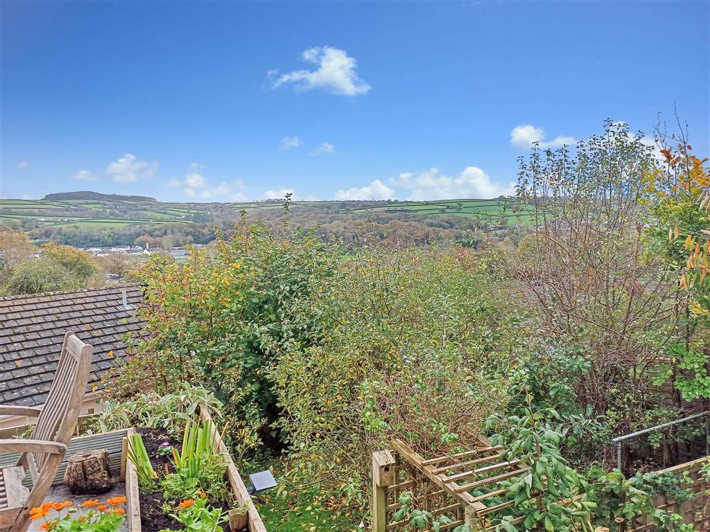 Far Reaching Views Over Emlyn Town