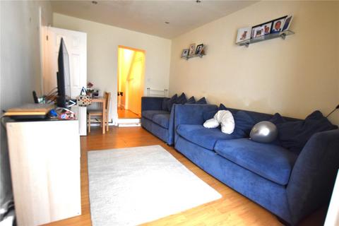 2 bedroom apartment to rent, Manor Road, London, SE25