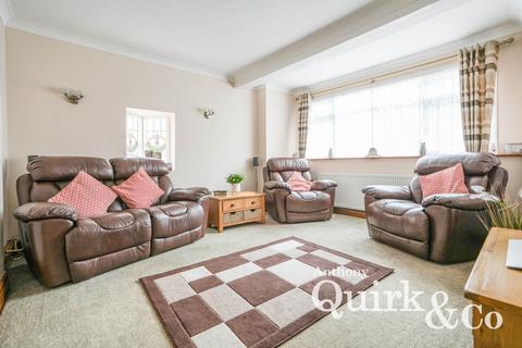 4 bedroom detached bungalow for sale, Marine Approach, Canvey Island, SS8