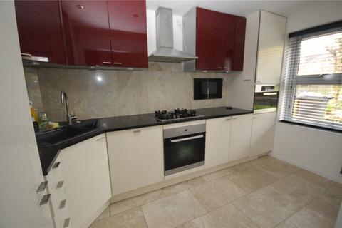 3 bedroom terraced house for sale, Morgan Close, Luton, Bedfordshire, LU4