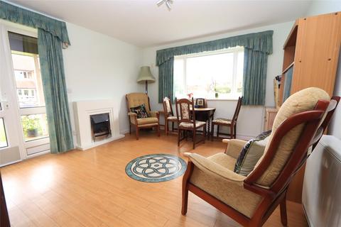 2 bedroom apartment for sale, Ruskin Court, Newport Pagnell, Buckinghamshire, MK16
