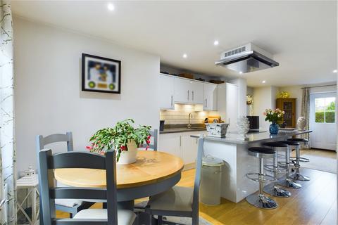 2, Tree Cottages Reading Road, Lower Basildon, Reading, RG8 9NN