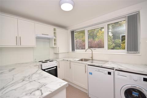 2 bedroom apartment to rent, Gledhow Wood Road, Leeds, West Yorkshire